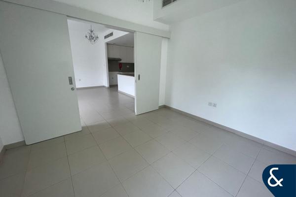 4 Beds | Green Belt | Close to Pool | Vacant